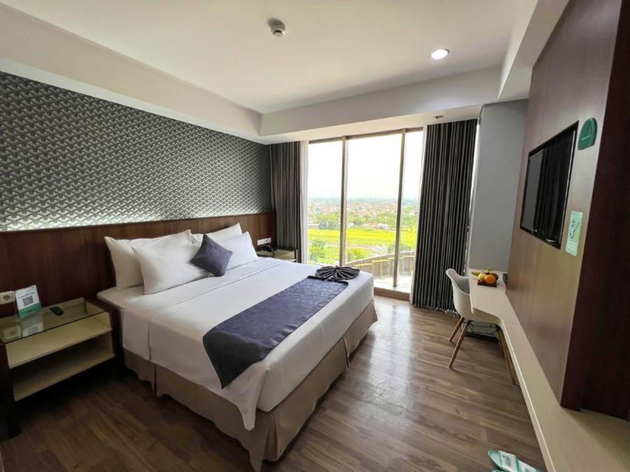 Hotel Ayola Sunrise Mojokerto Esterno foto